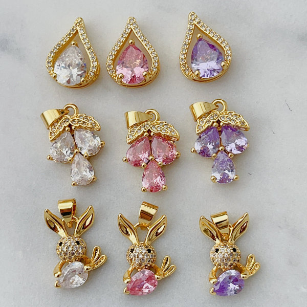 Pave rubbit charm