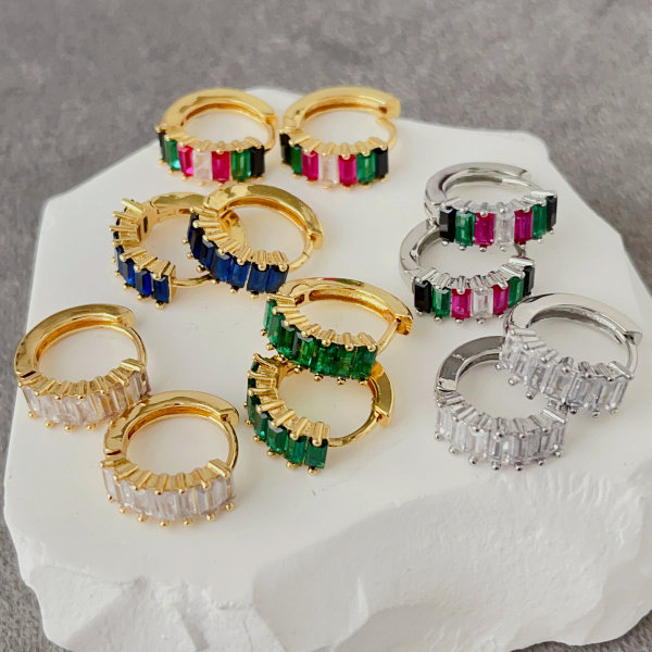 Simple zircon hoops