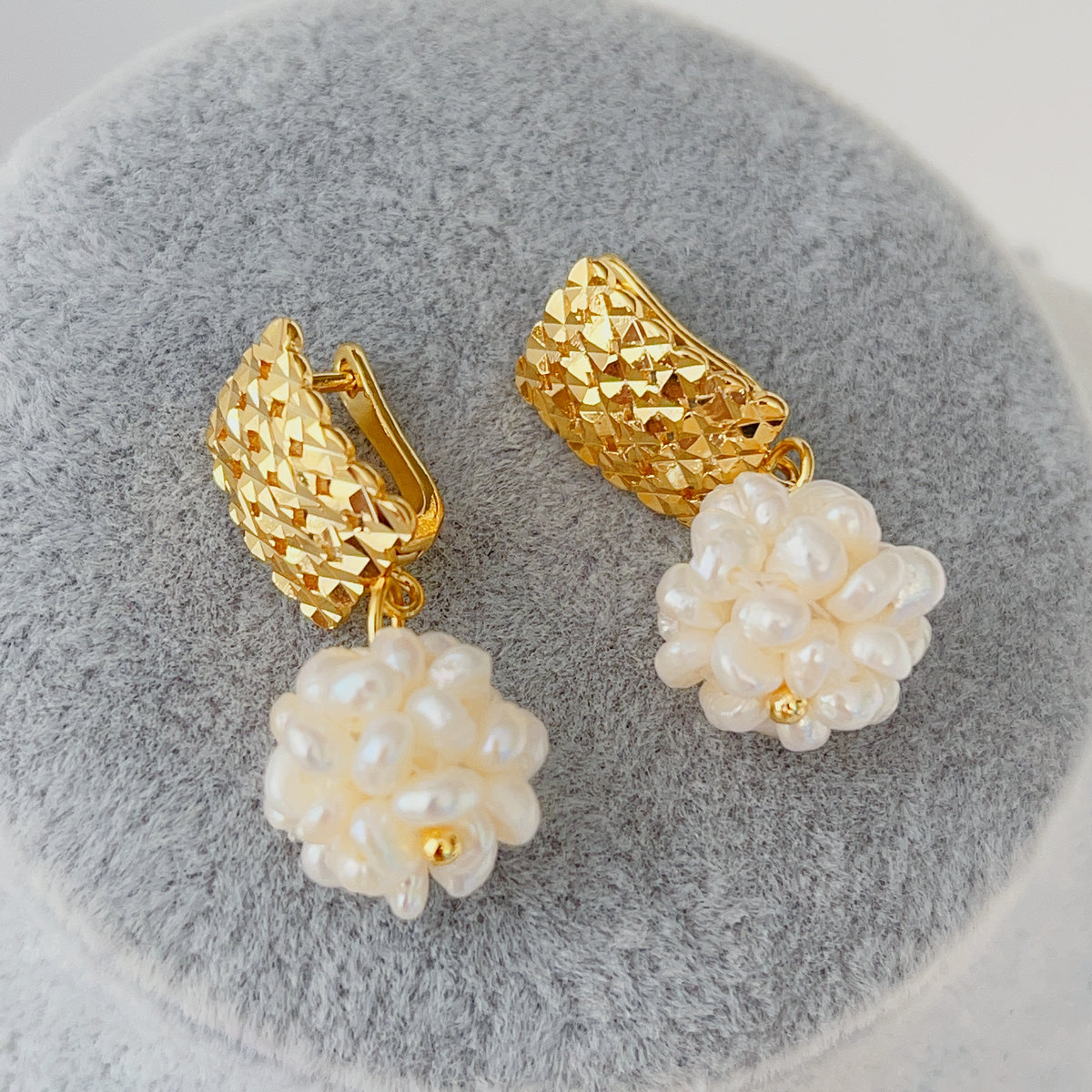 Fresh water pearl drop earrings