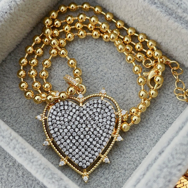 Pave heart pendant bead necklace
