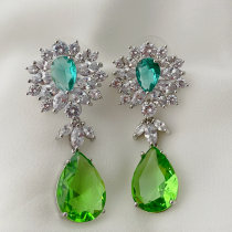Green zircon water drop earrings