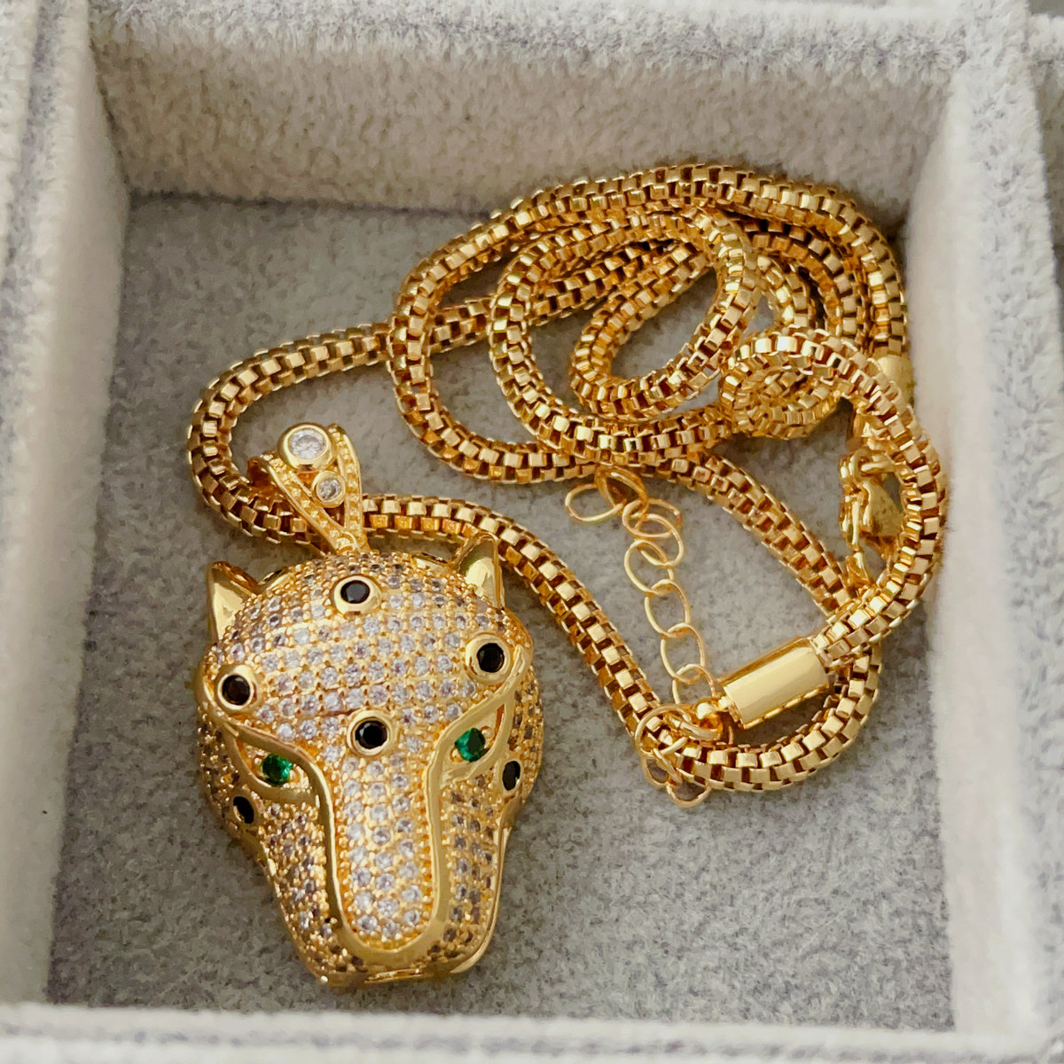 Big tiger pendant necklace