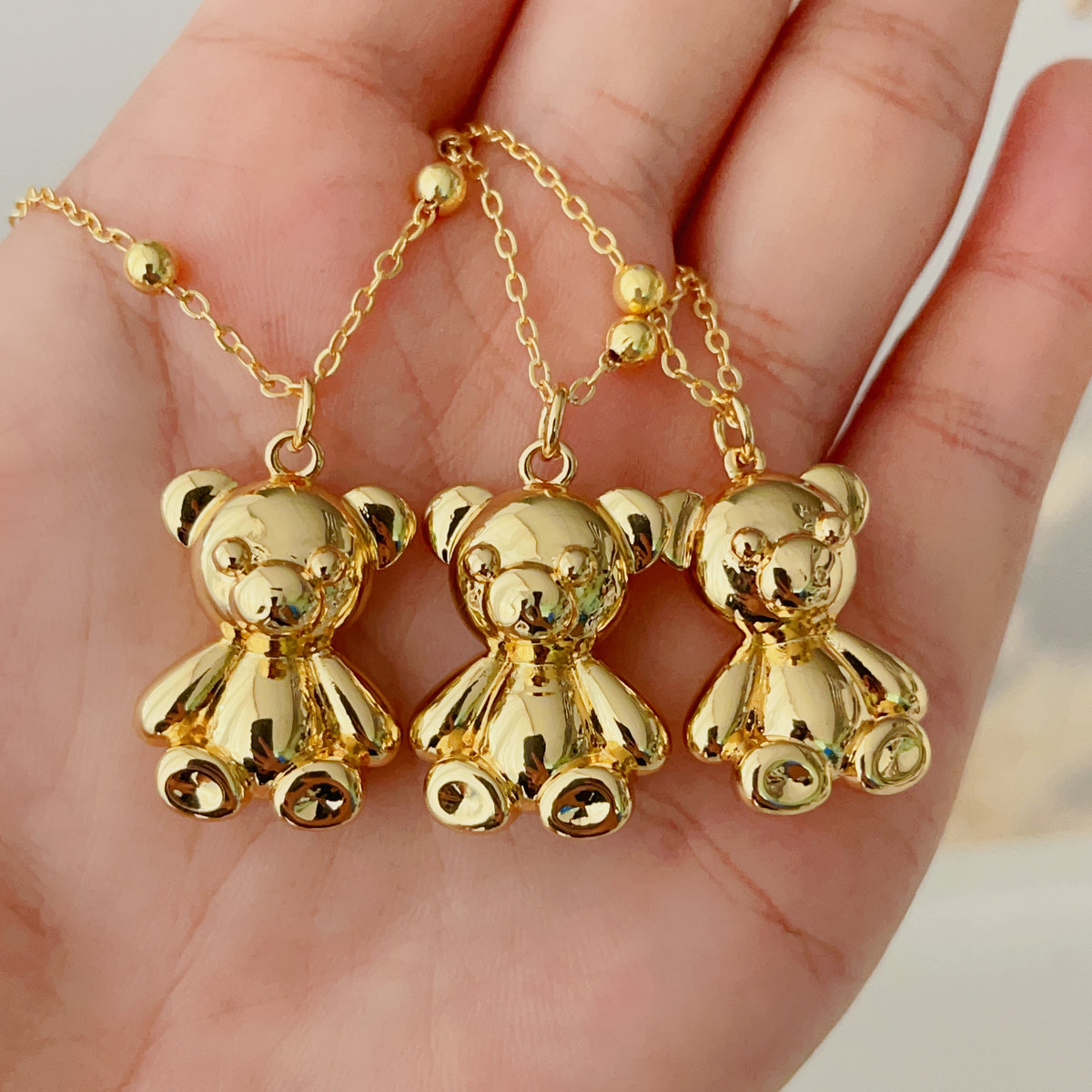 Teddy bear pendant necklace