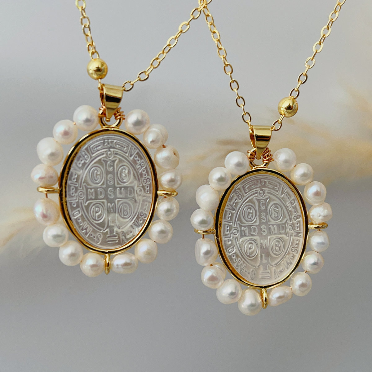 Pearl oval shell cross pendant necklace