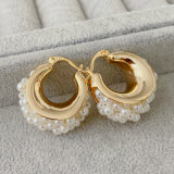 Drop pearl earrings