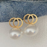 Round drop pearl earrings