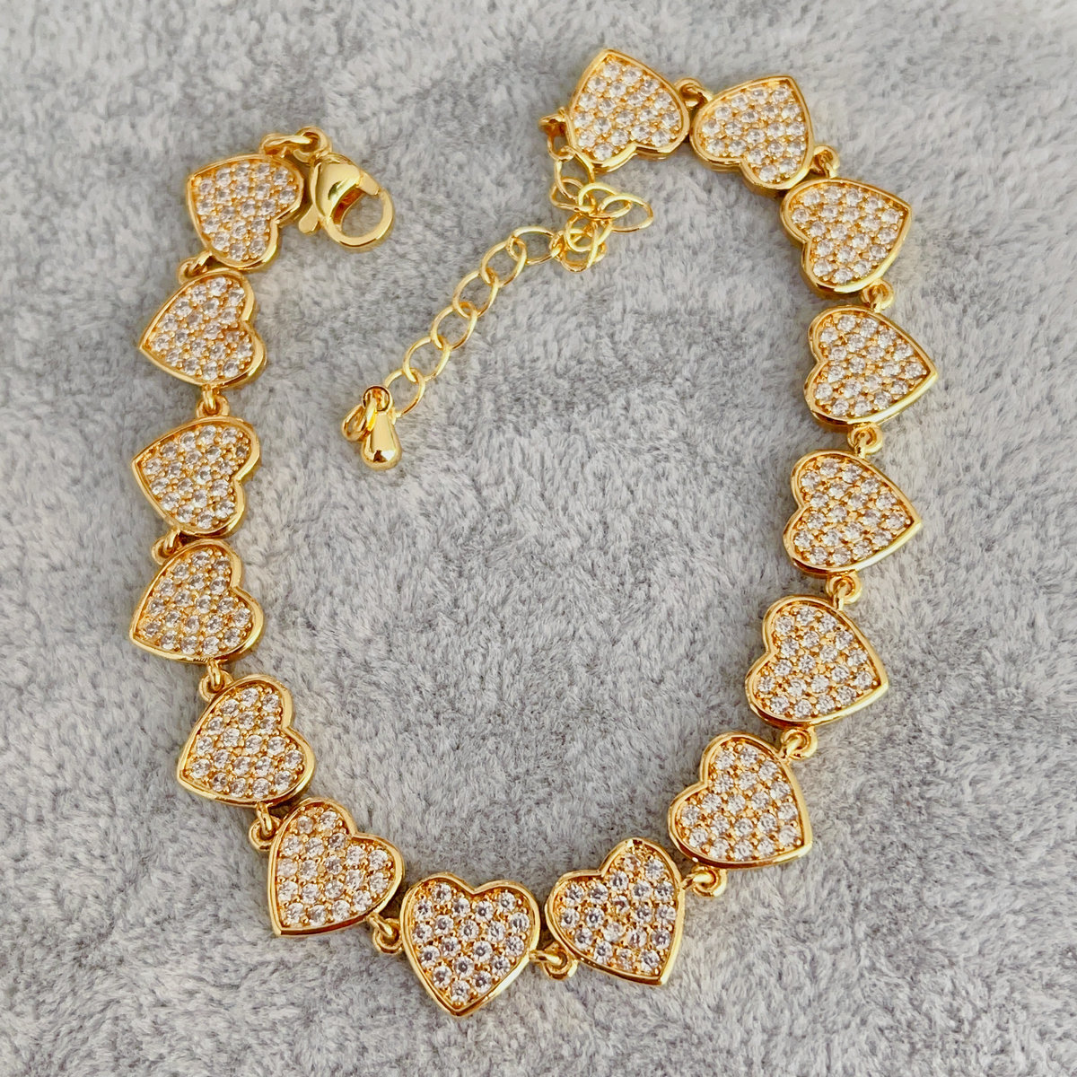 Pave heart bracelet