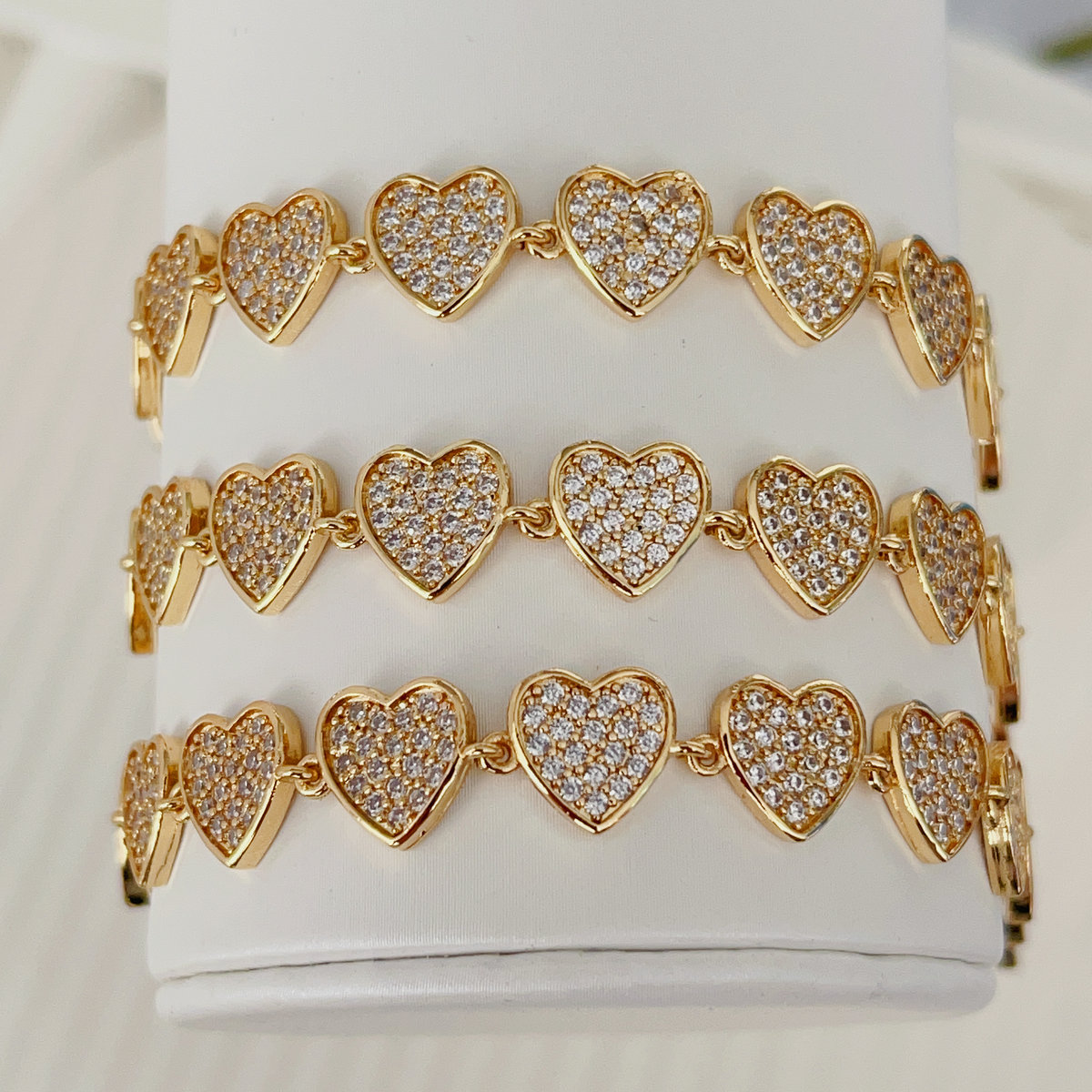 Pave heart bracelet