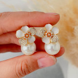 Flower drop pearl earrings