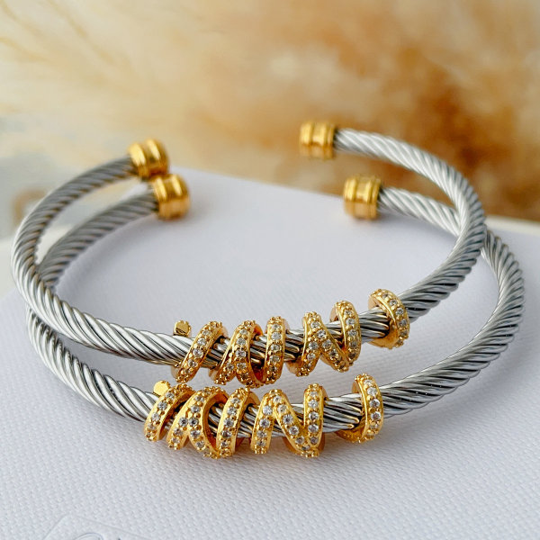 Stainless steel chain cuff