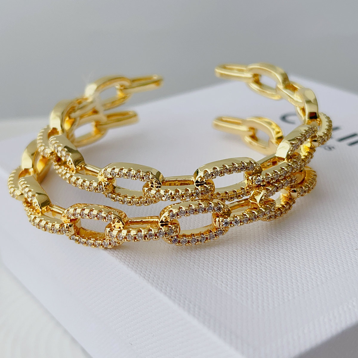 Pave chain cuff