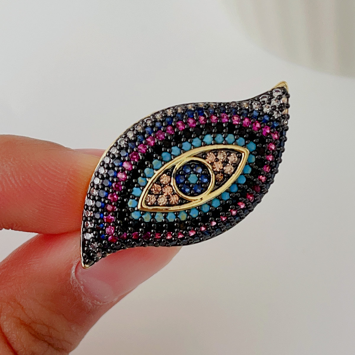 Colorful eye ring