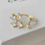 Pave flower ring