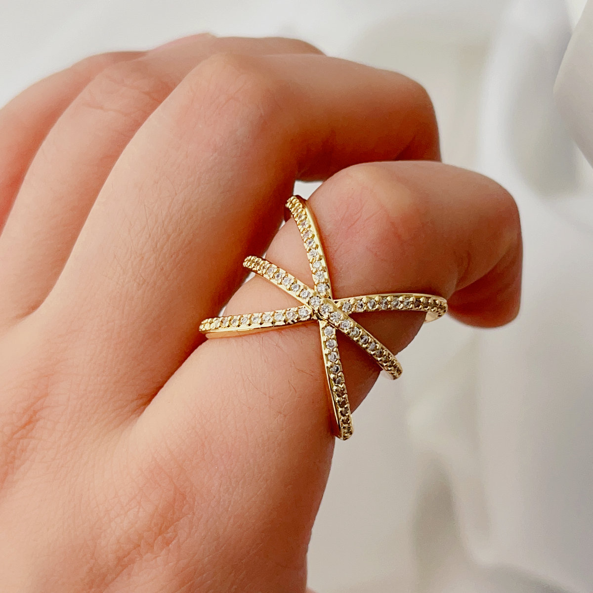 Pave star cross ring