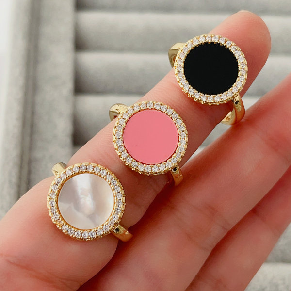 Round enamel ring