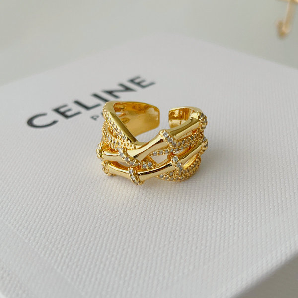 Pave twist ring