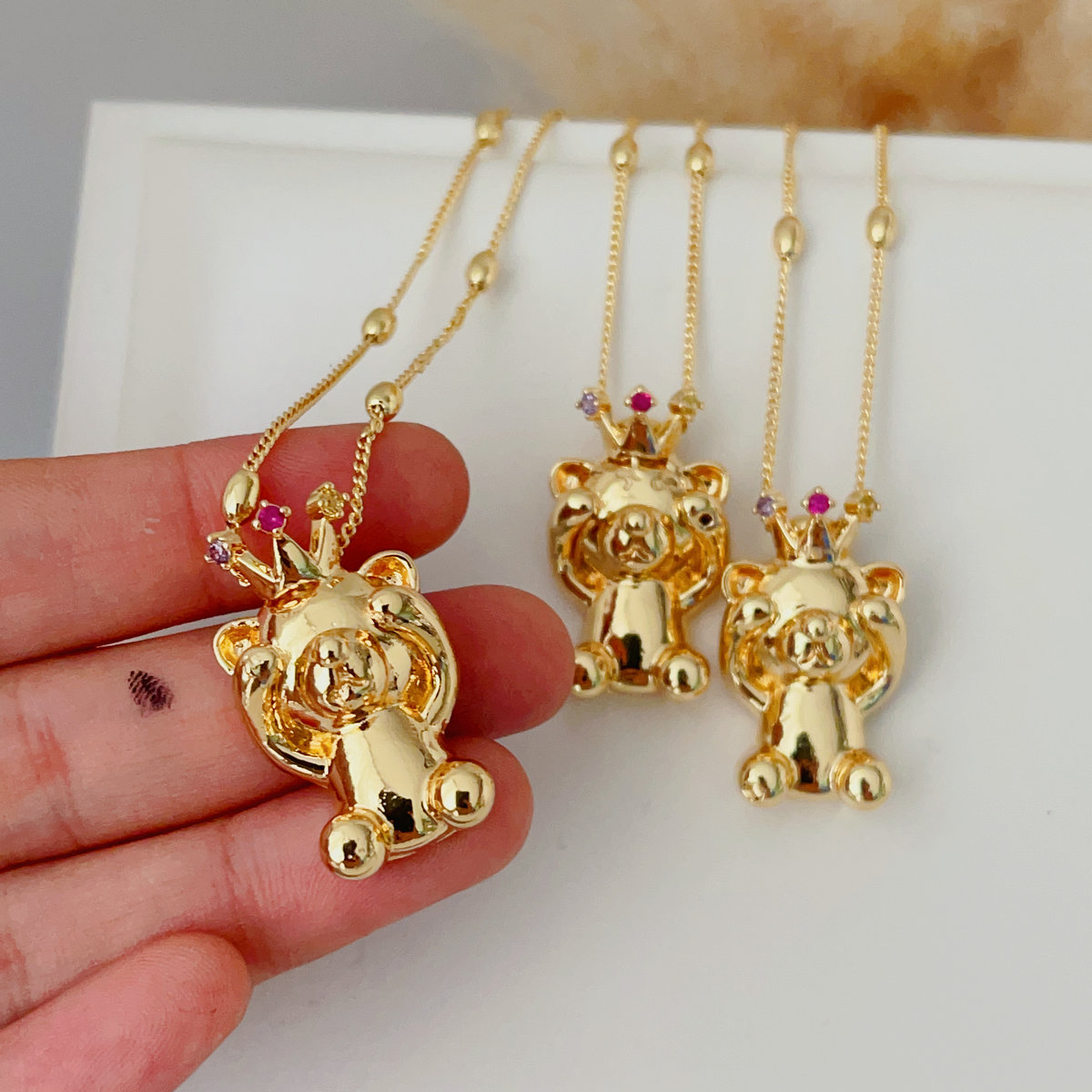 Teddy bear chain necklace