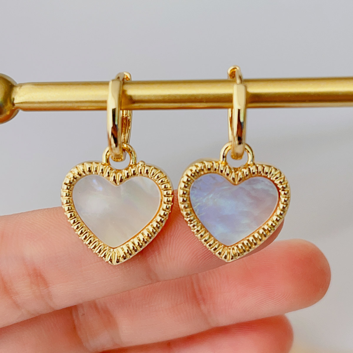 Shell pearl heart pendant earrings