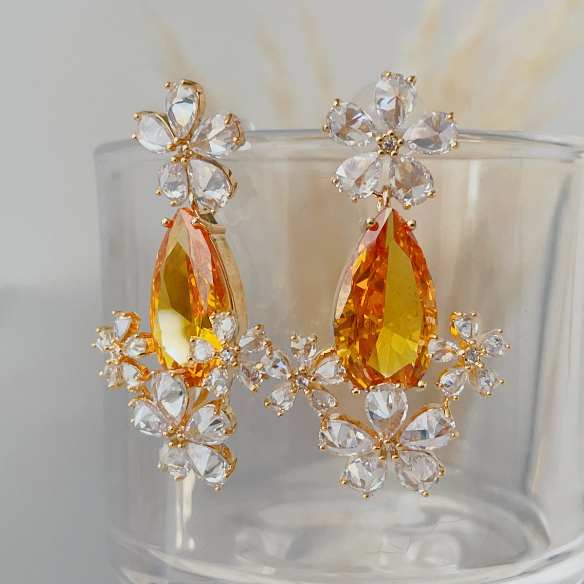 Yellow zircon flower earrings