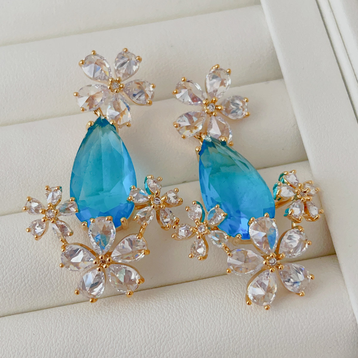 Blue zircon flower earrings