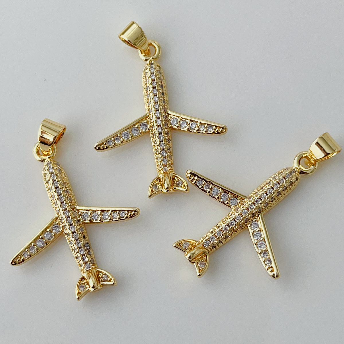 Pave clear aircraft pendant