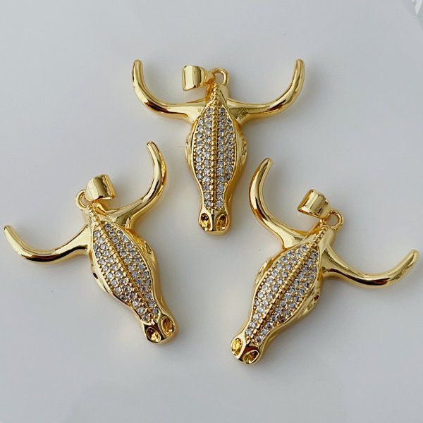 Pave horn charm