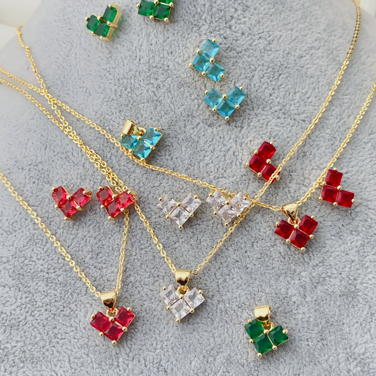 Set heart jewelry