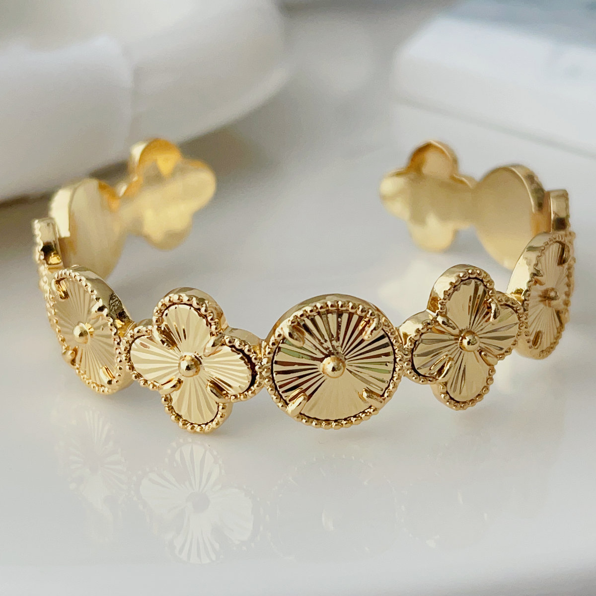 Pave clover bangle