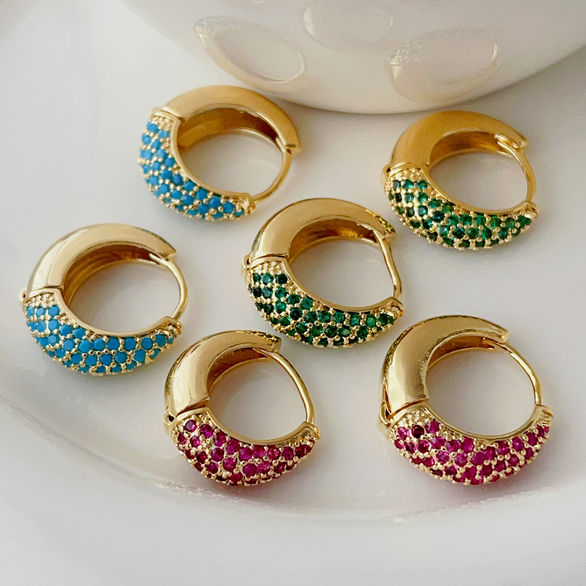 Pave basic hoops