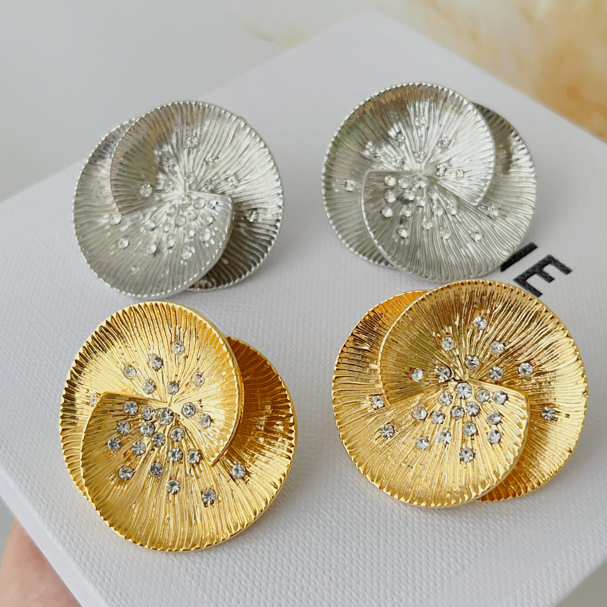 Flower earrings