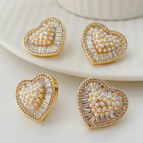 Pearl heart earrings