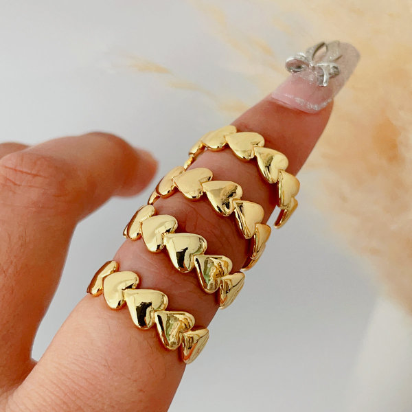 Metal heart ring
