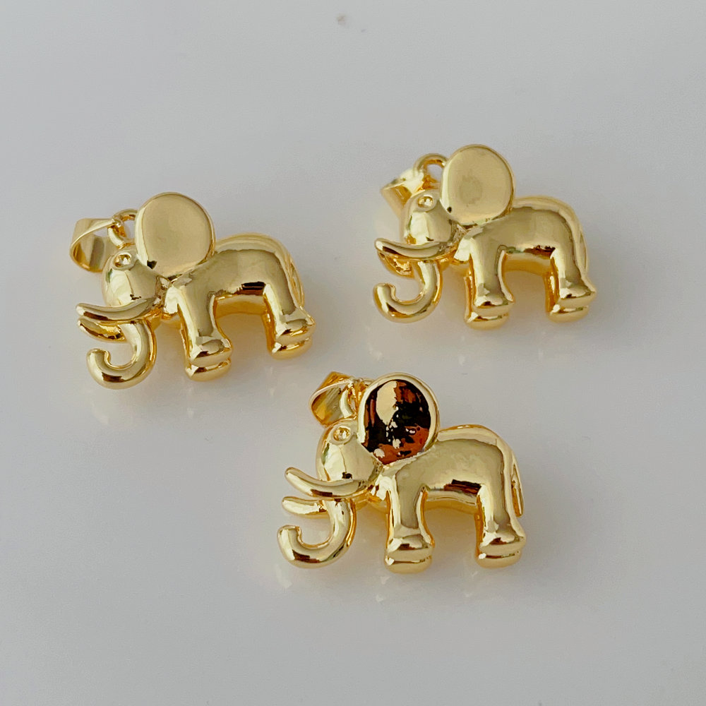 Metal elephant charm