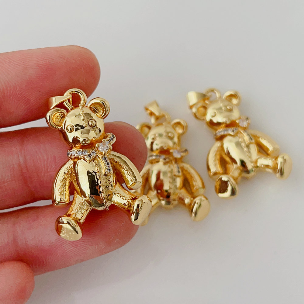 Metal bee pendant