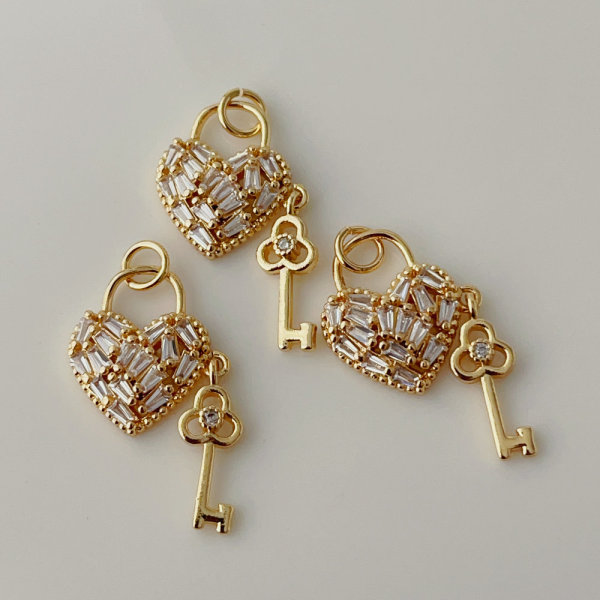 Heart key charm