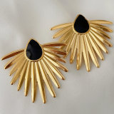 Fan earrings