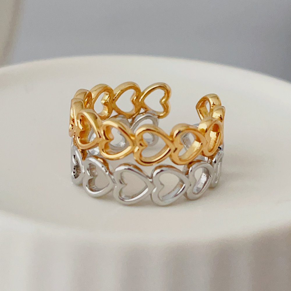 Heart metal ring