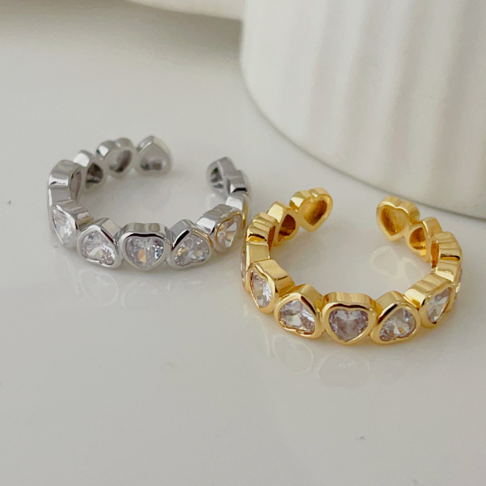 Pave heart ringg