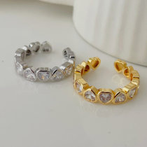 Pave heart ringg