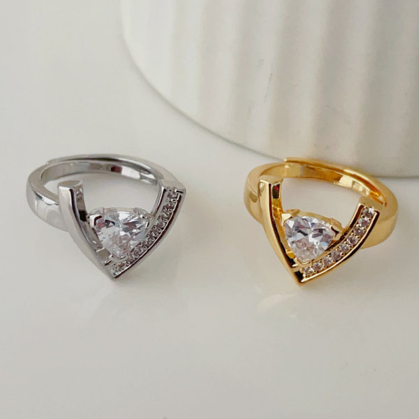 Pave arrow ring