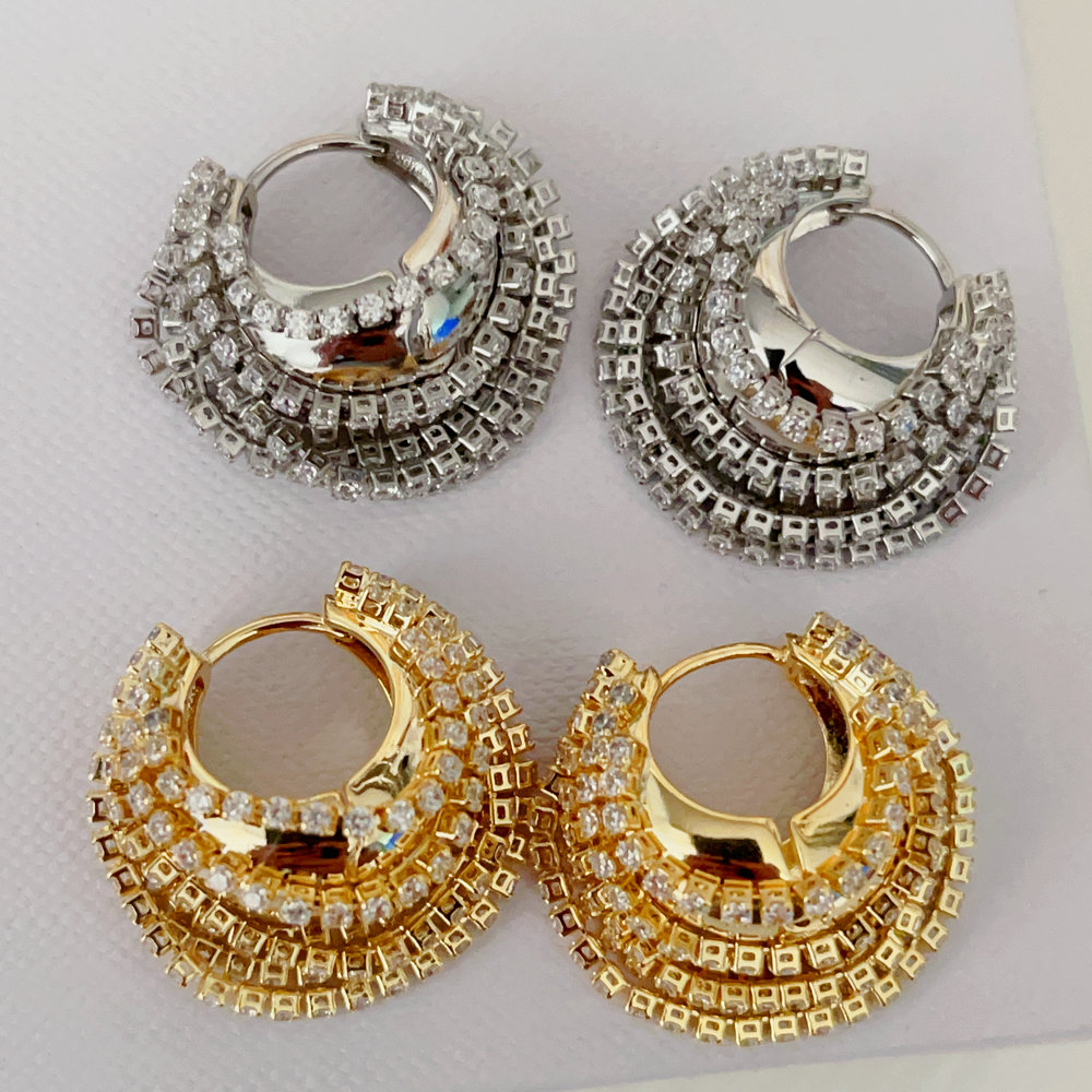 Pave chain hoop