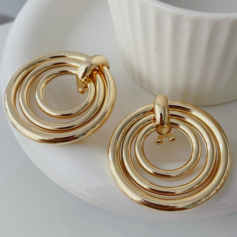 Circle earings