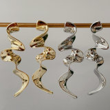 Metal s shape earrings