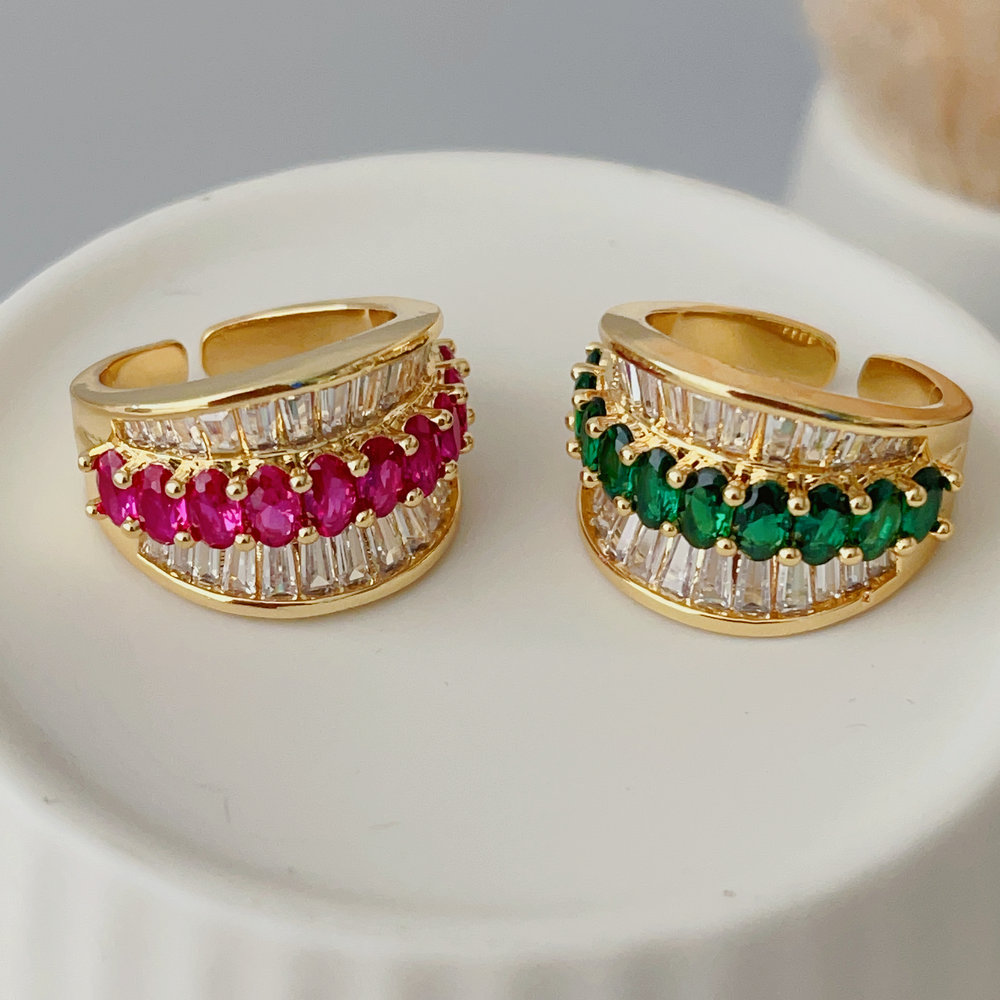 Pave zircon ring