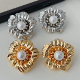 Metal flower earrings