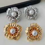 Metal flower earrings