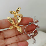 Metal flower earrings