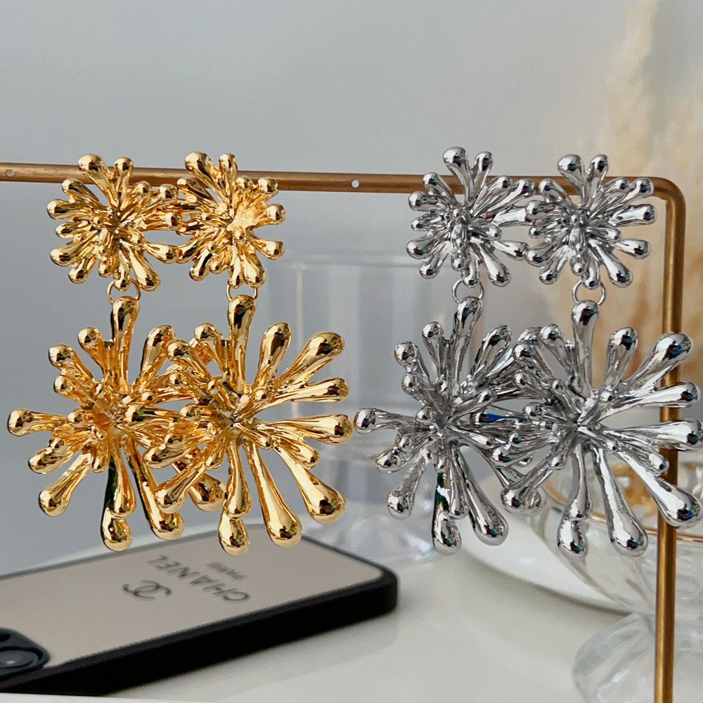 Chunky big flower earrings
