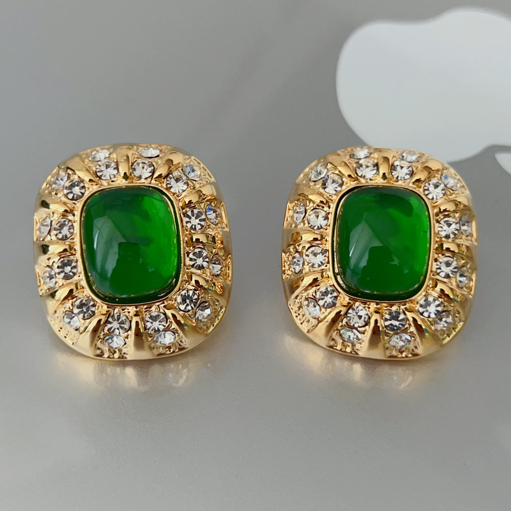 Metal green square earrings