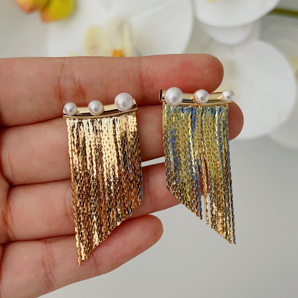 Chain tassel pearl earrings
